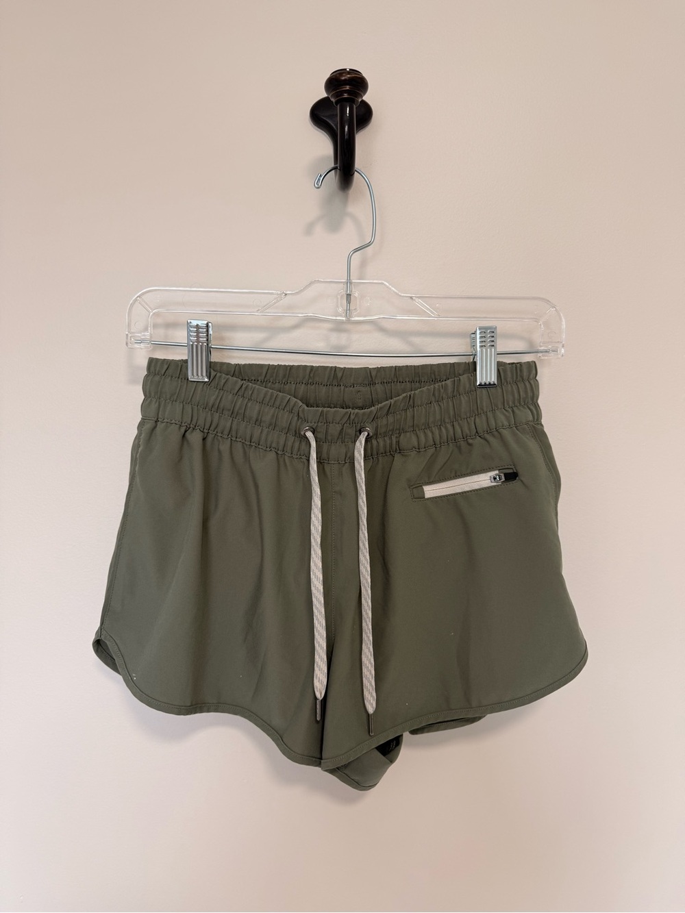 Vuori Olive Green Women's Drawstring Athletic Shorts — Size Small